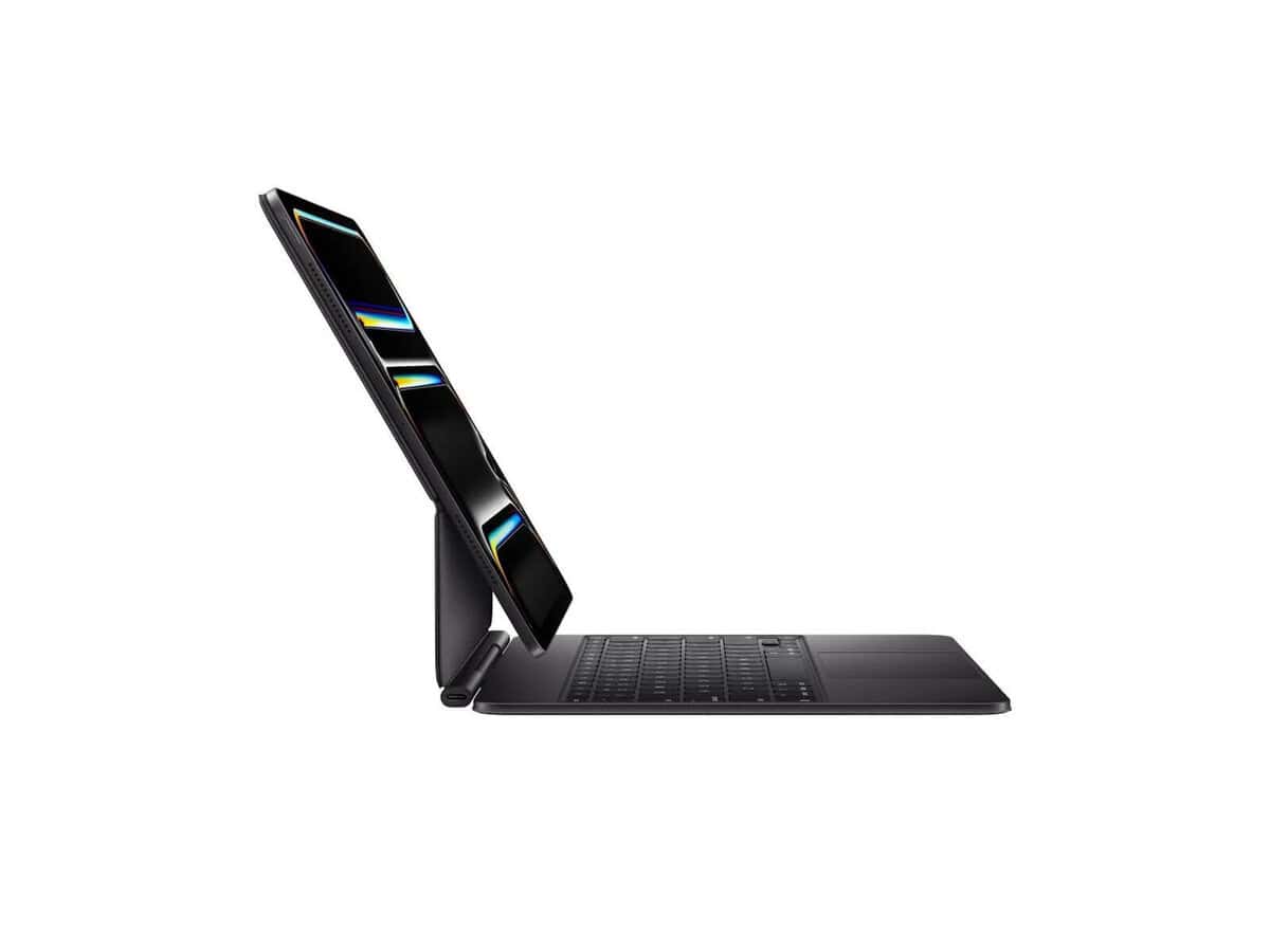 Apple iPad Pro 13″ Magic Keyboard – Black