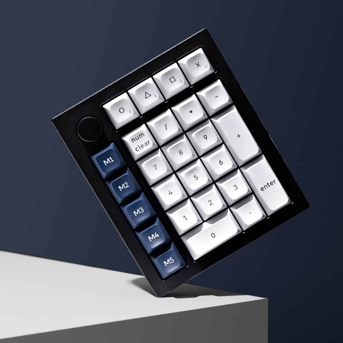 Keychron Q0 Max QMK Gateron Jupiter Red RGB Wireless Custom Number Pad Carbon Black