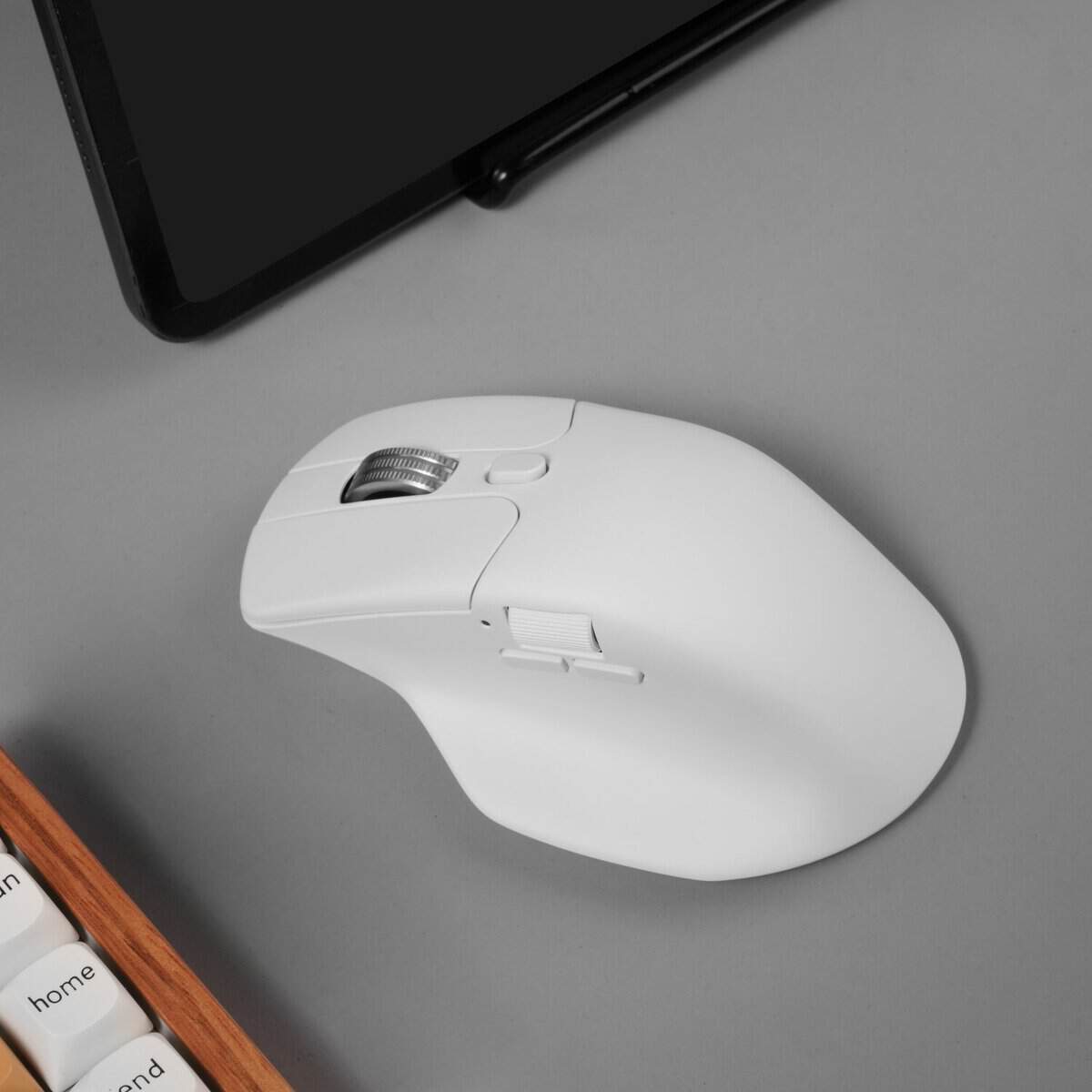 Keychron M6SB72 1K Wireless Mouse with Huano silent Micro switch and premium wheel – White