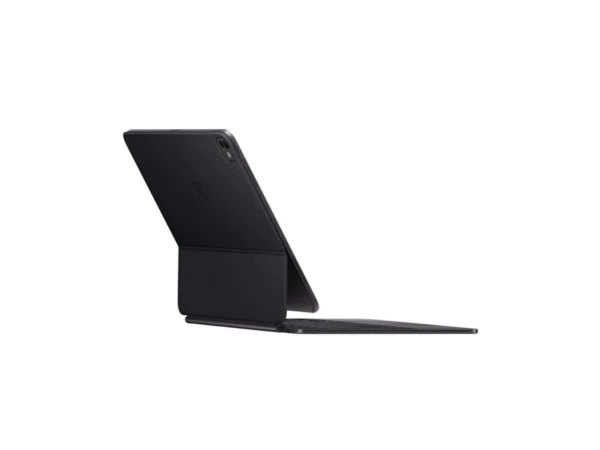 Apple iPad Pro 13″ Magic Keyboard – Black